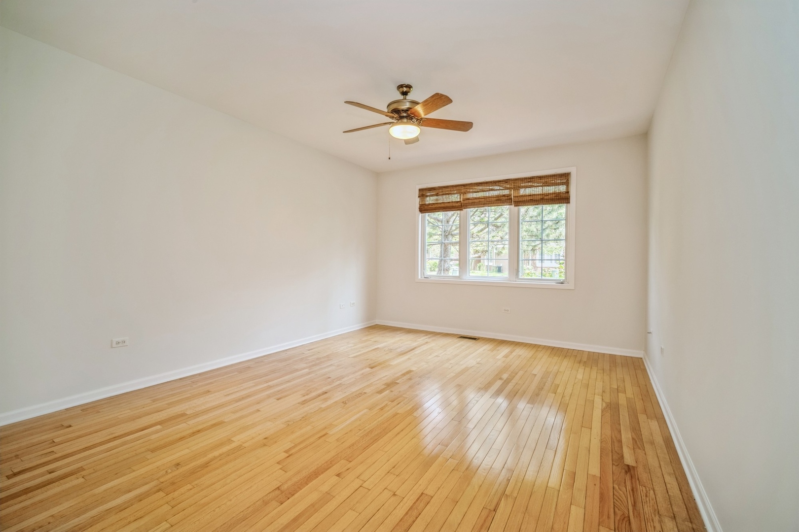 7416 N Lincoln Avenue N Unit: B