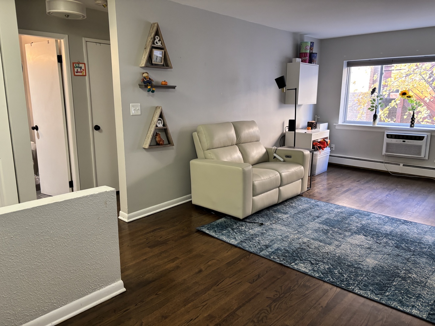 1441 W Farwell Avenue Unit: 3B