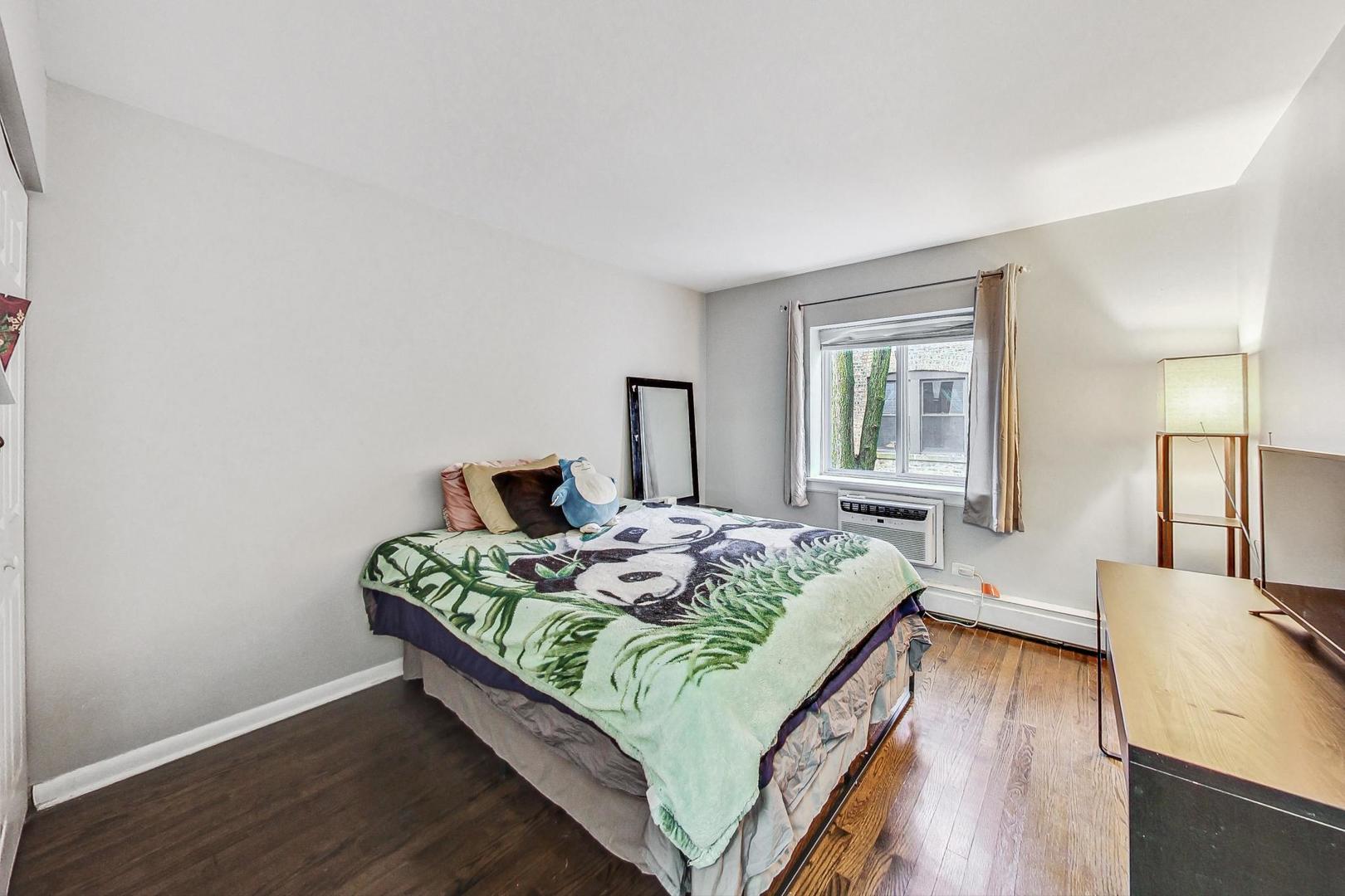 1441 W Farwell Avenue Unit: 3B
