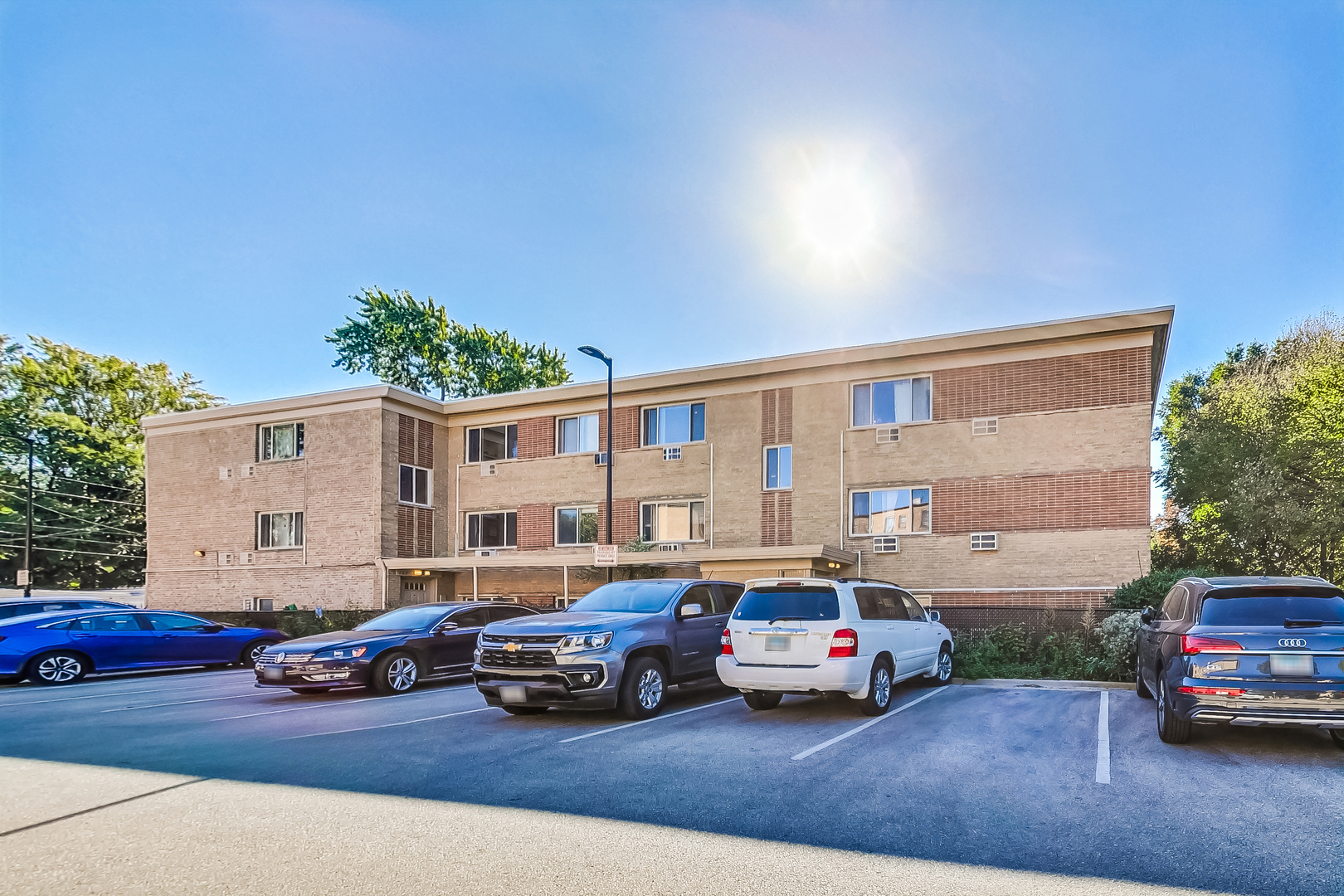 707 Hinman Avenue Unit: 2C
