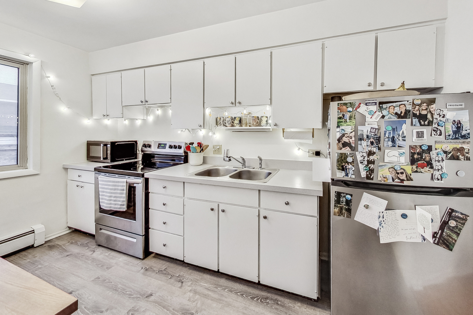 707 Hinman Avenue Unit: 2C
