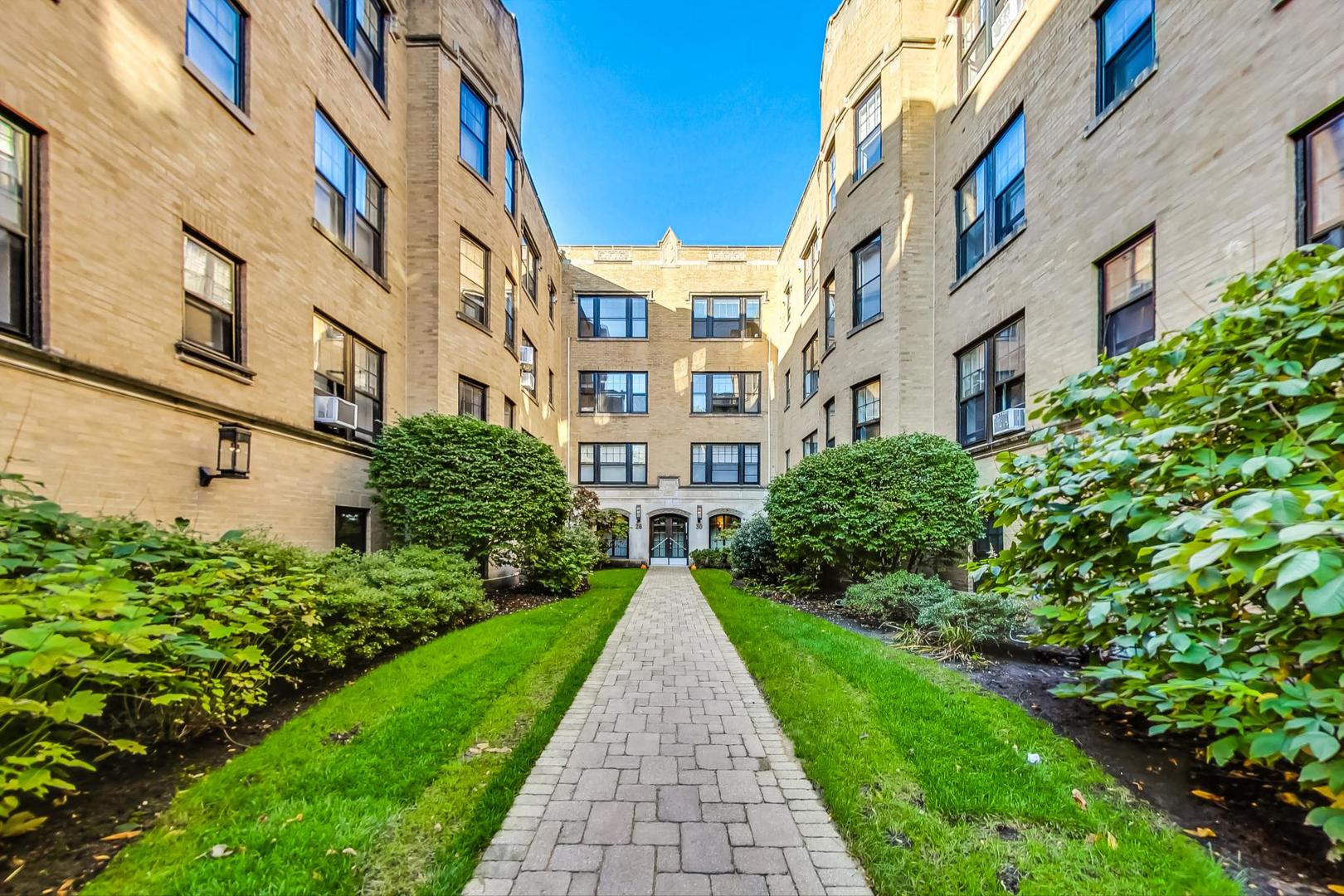 828 Michigan Avenue Unit: D3