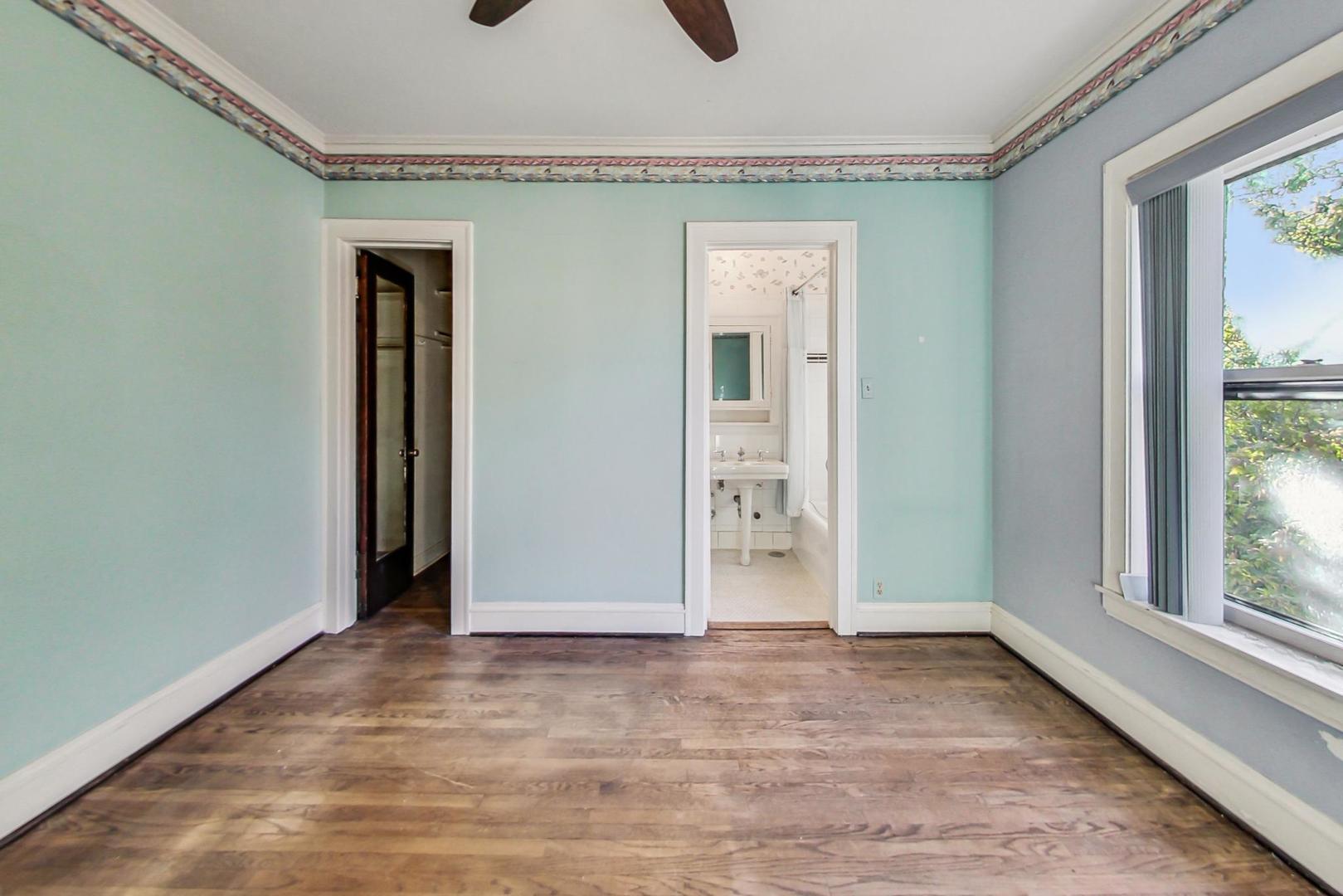 828 Michigan Avenue Unit: D3
