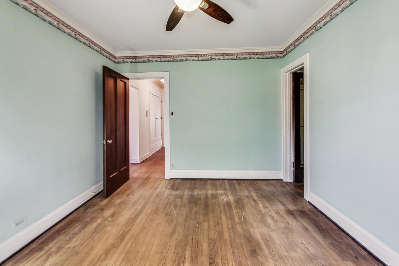 828 Michigan Avenue Unit: D3