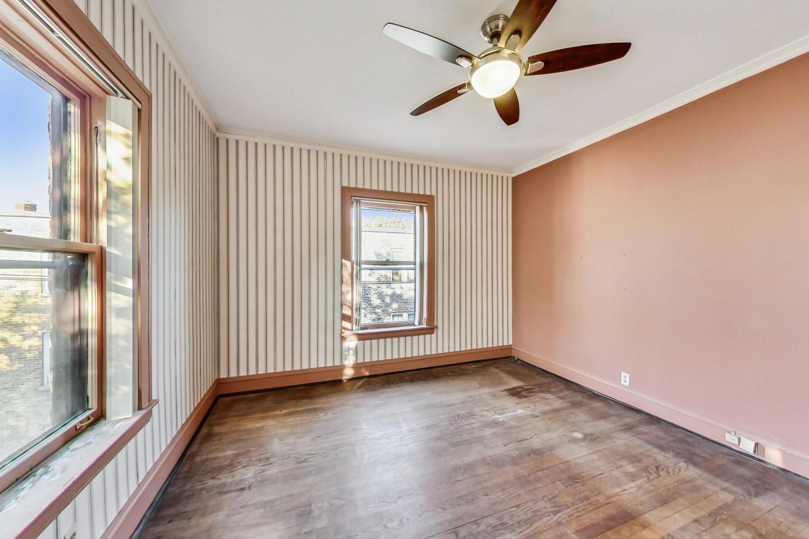 828 Michigan Avenue Unit: D3