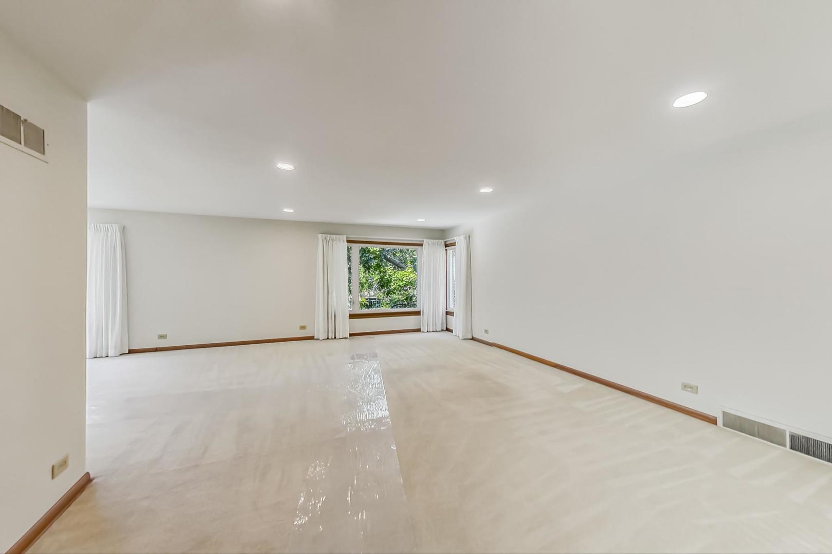 1106 Hull Terrace Unit: 2