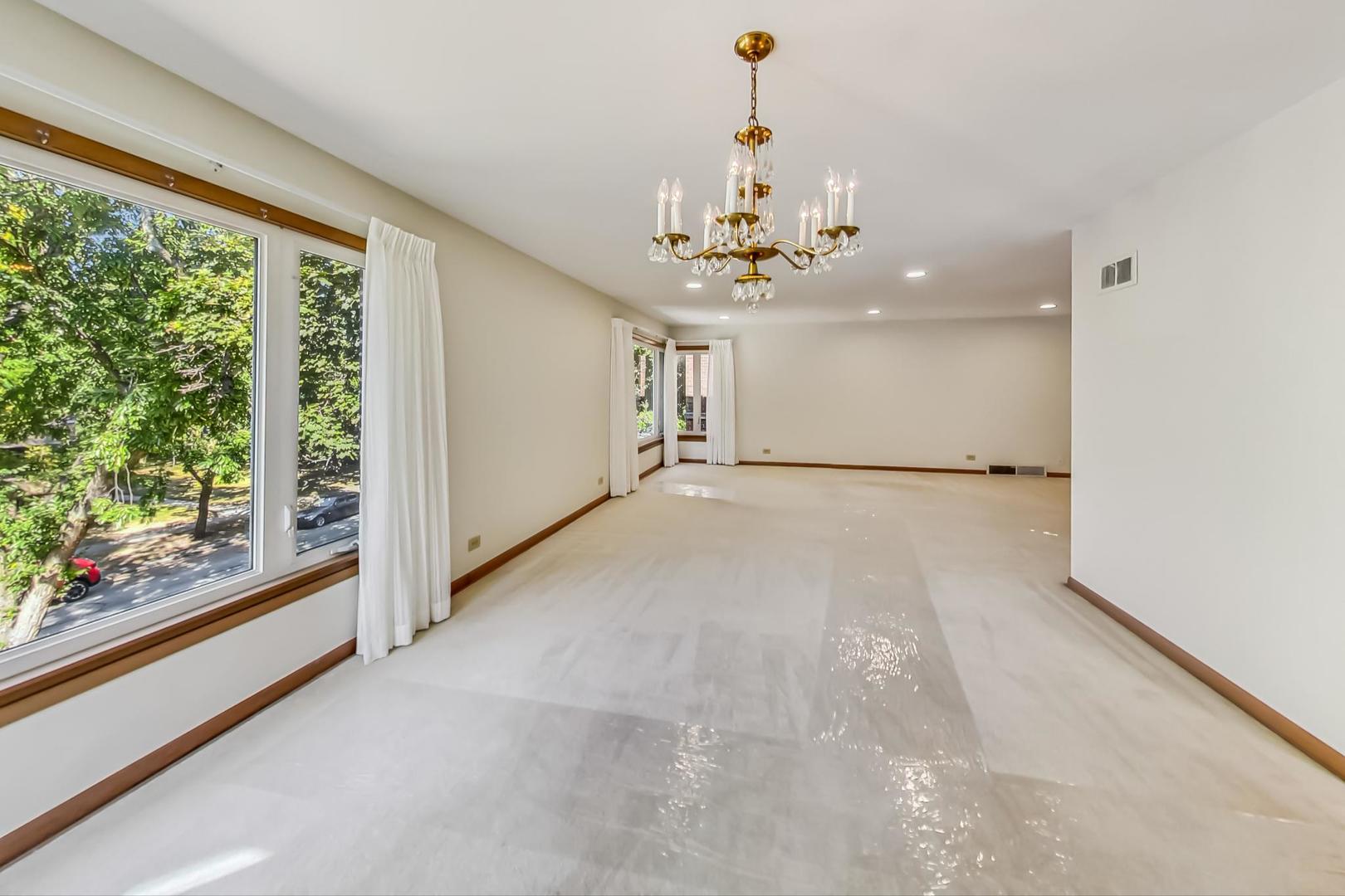 1106 Hull Terrace Unit: 2