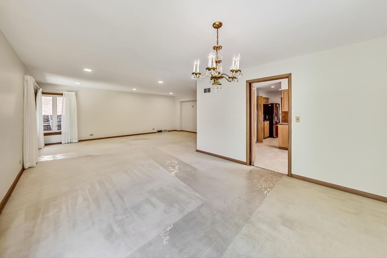 1106 Hull Terrace Unit: 2