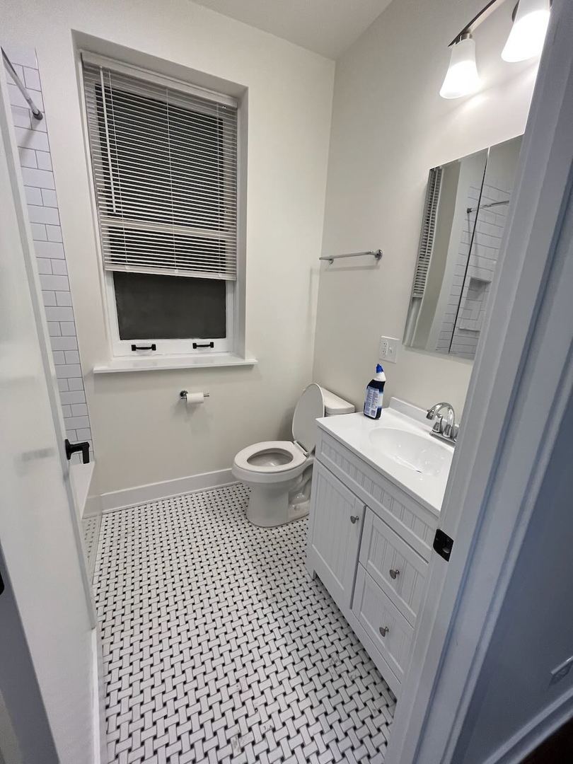130 Main Street Unit: 130-3
