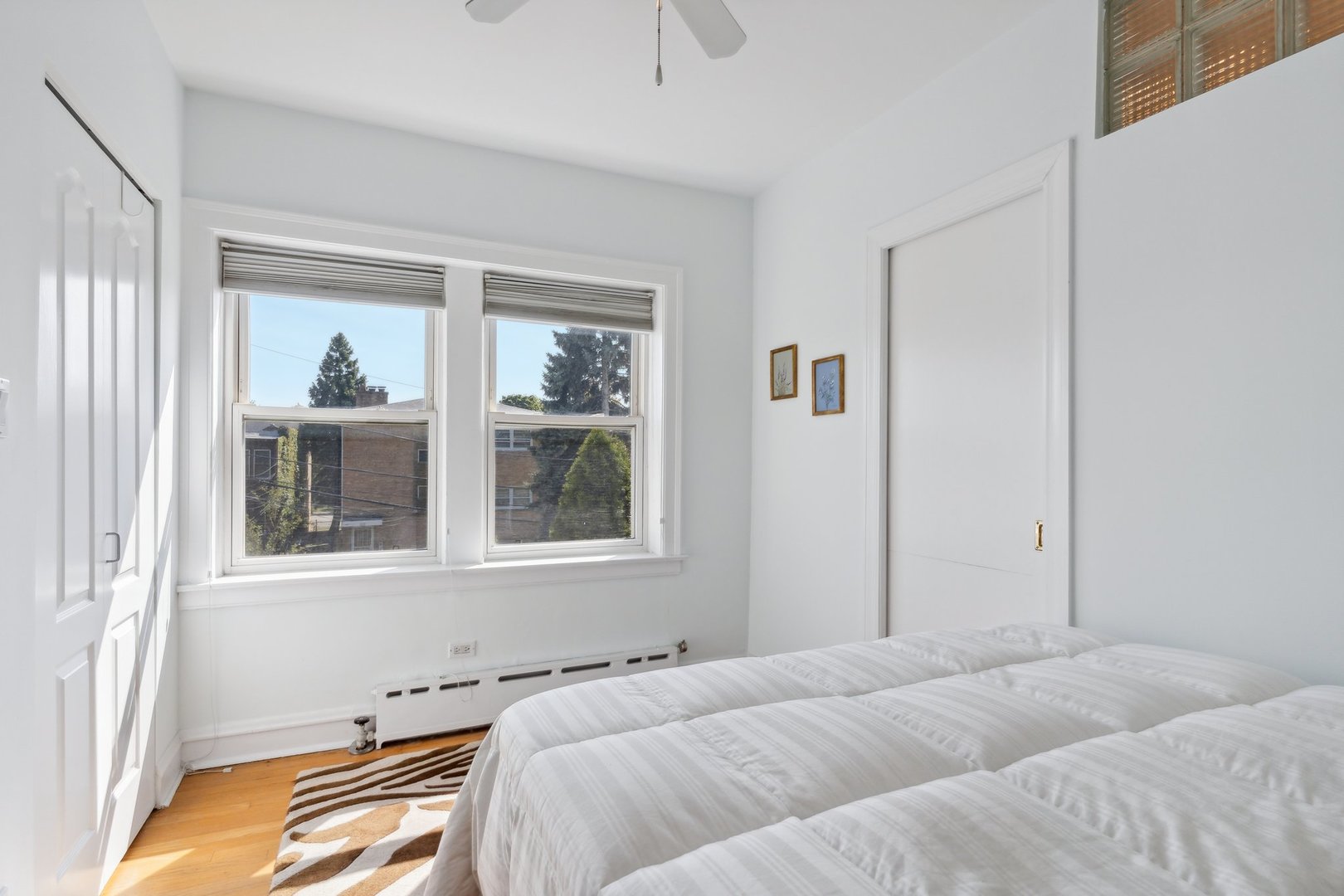 9217 Ewing Avenue Unit: 201