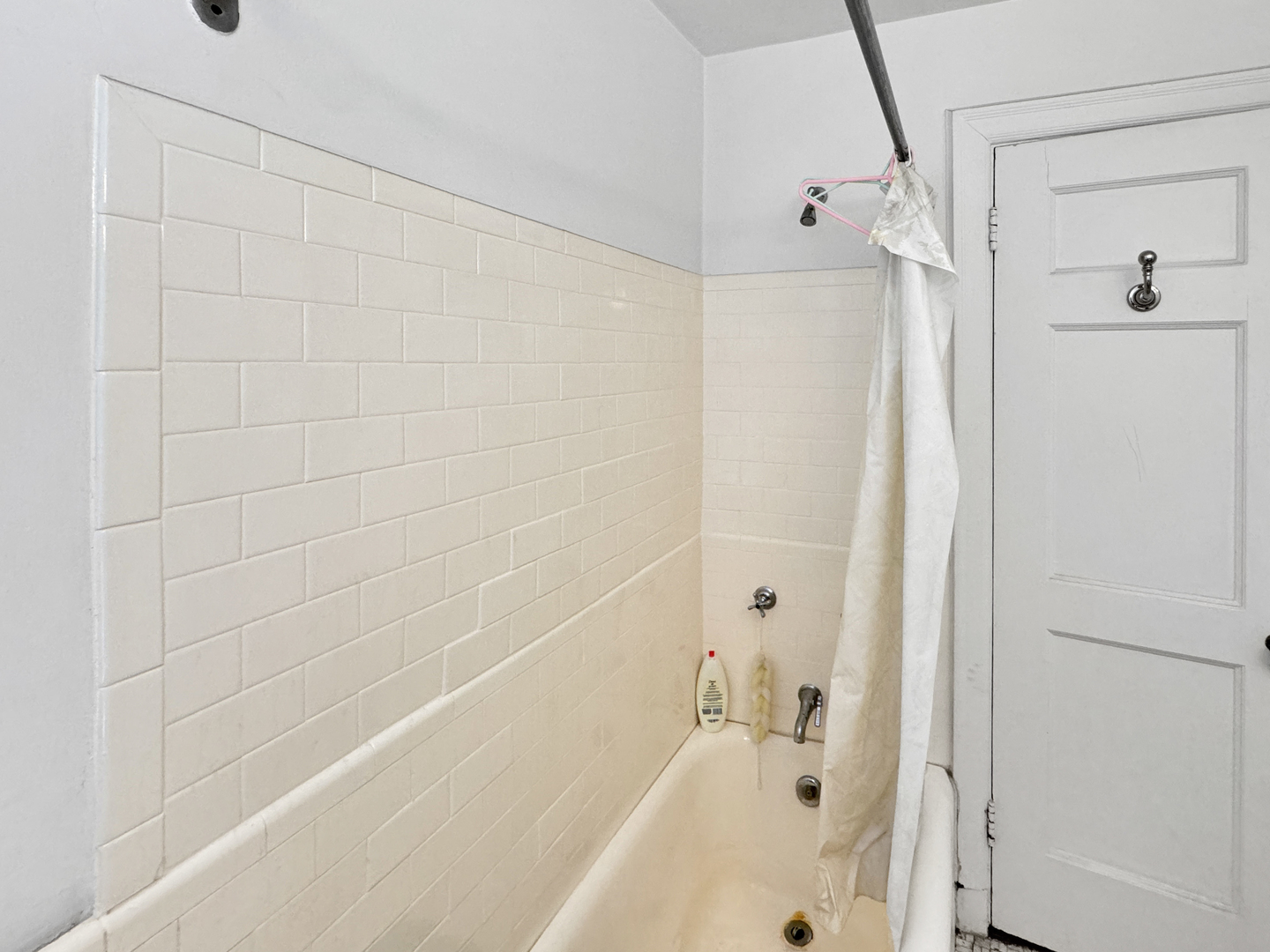 2000 N Lincoln Park West Unit: 515