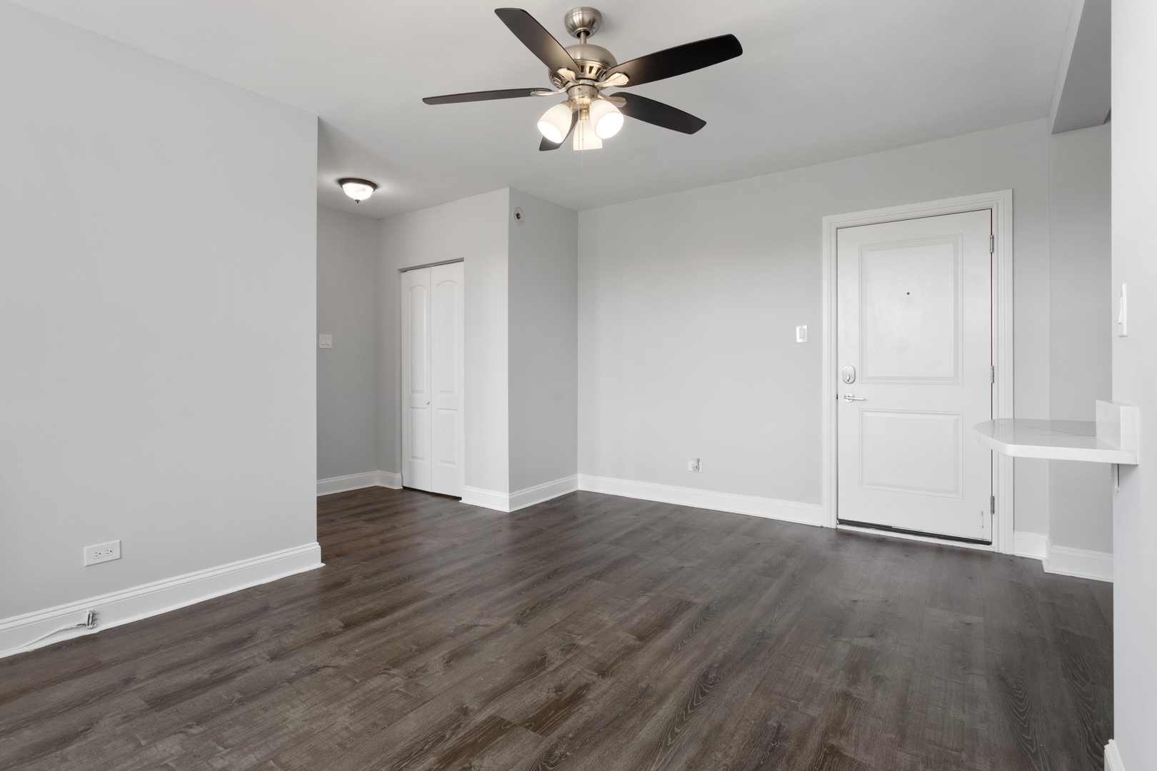 1521 W Sherwin Avenue Unit: 603