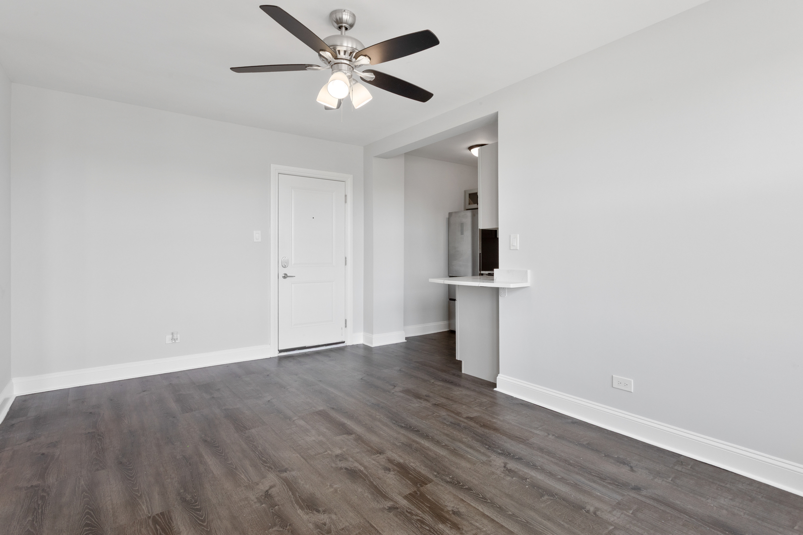 1521 W Sherwin Avenue Unit: 603