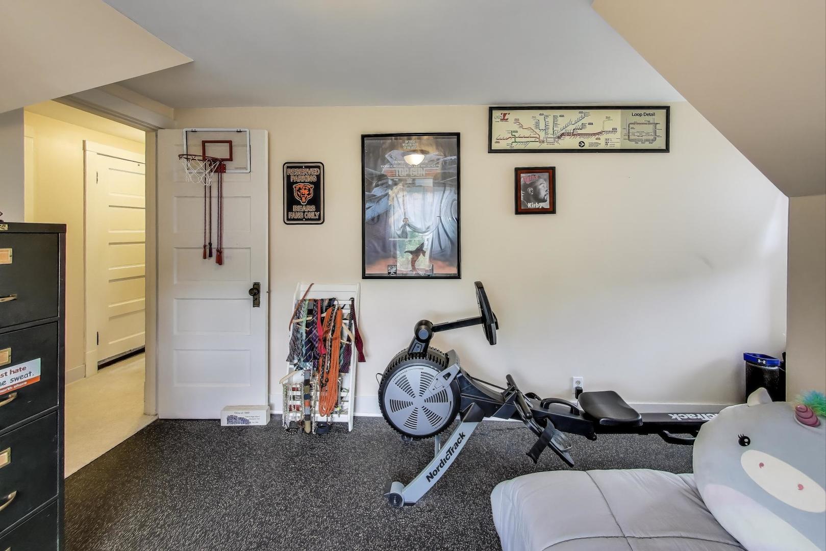 2747 Garrison Avenue