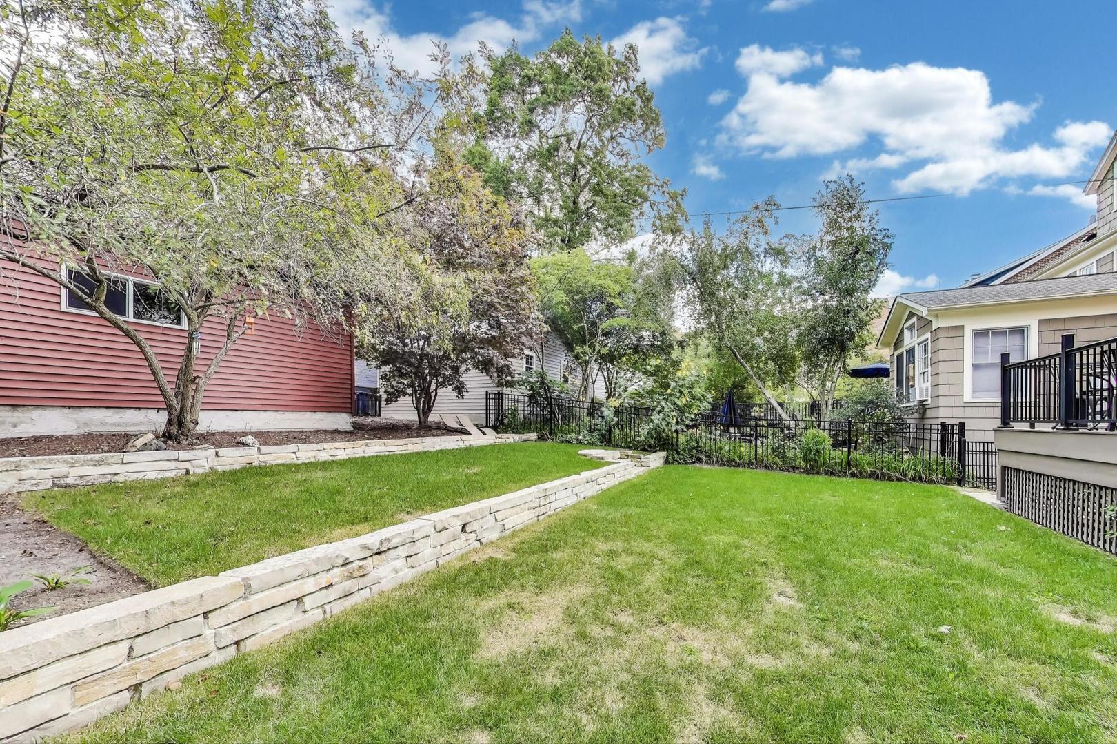 2747 Garrison Avenue