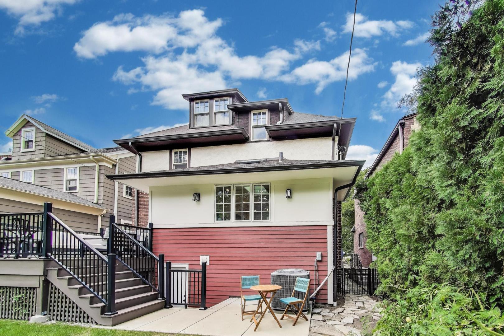 2747 Garrison Avenue