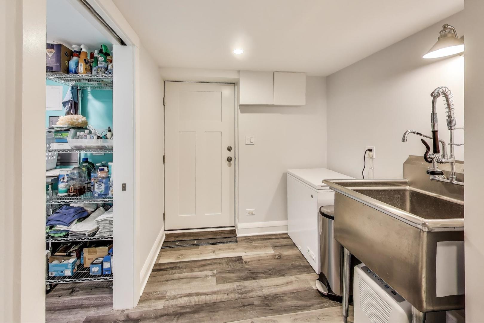 2747 Garrison Avenue