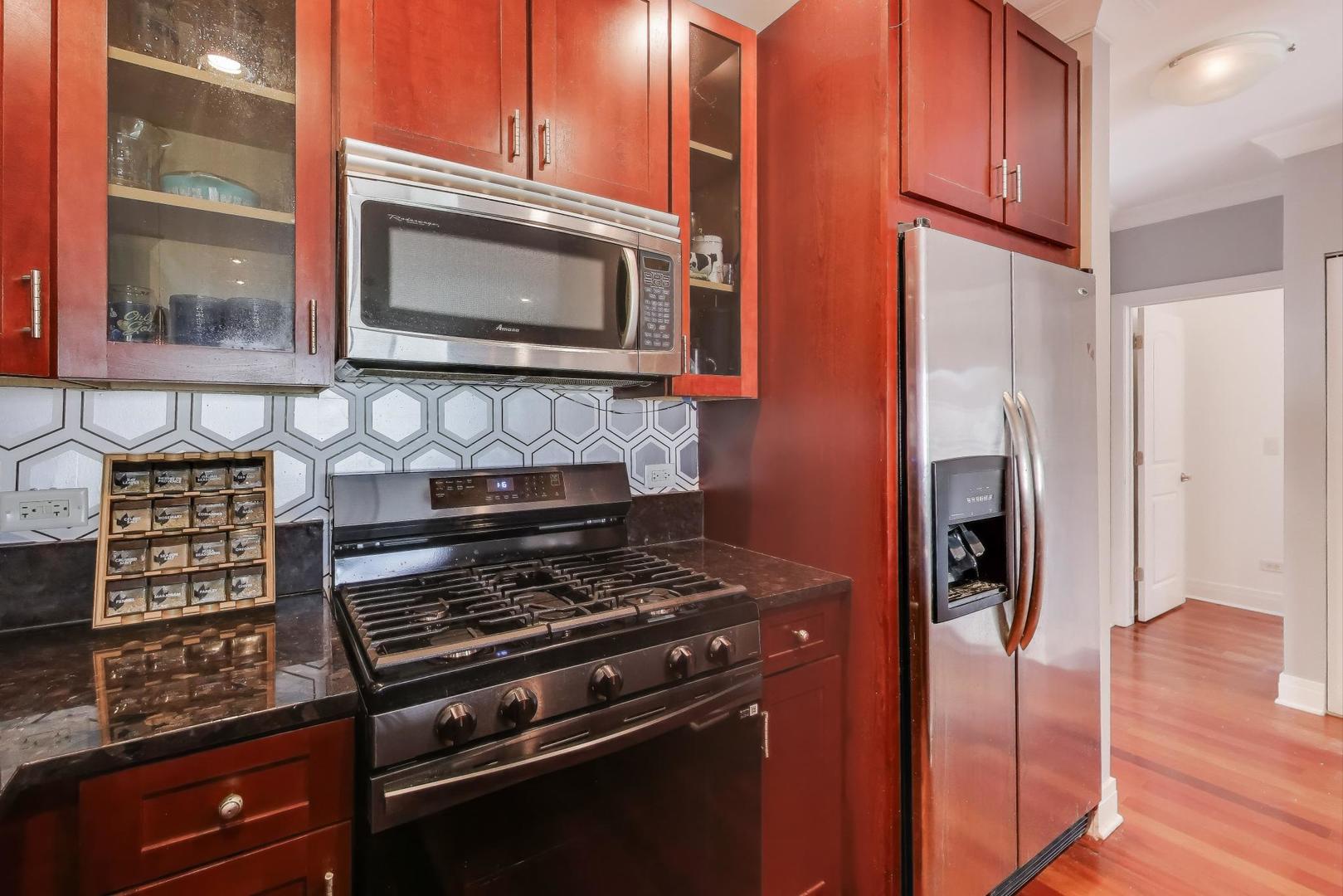 2224 W Touhy Avenue Unit: 3N