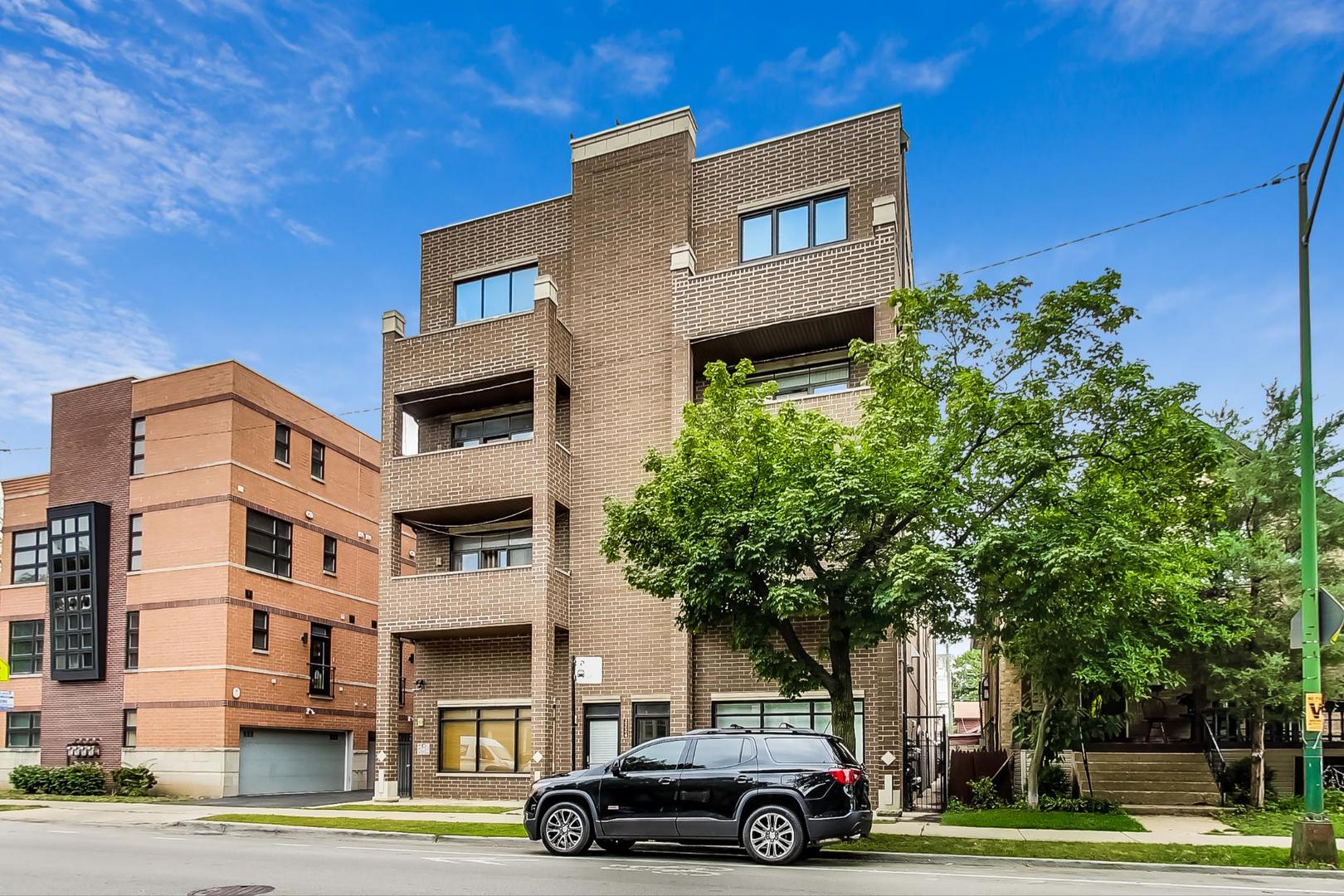 2224 W Touhy Avenue Unit: 3N