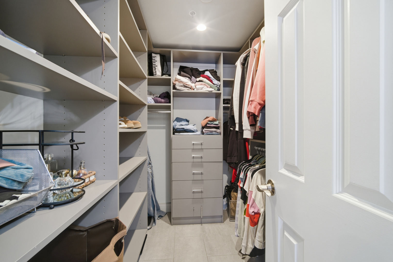 2601 CENTRAL Street Unit: 406