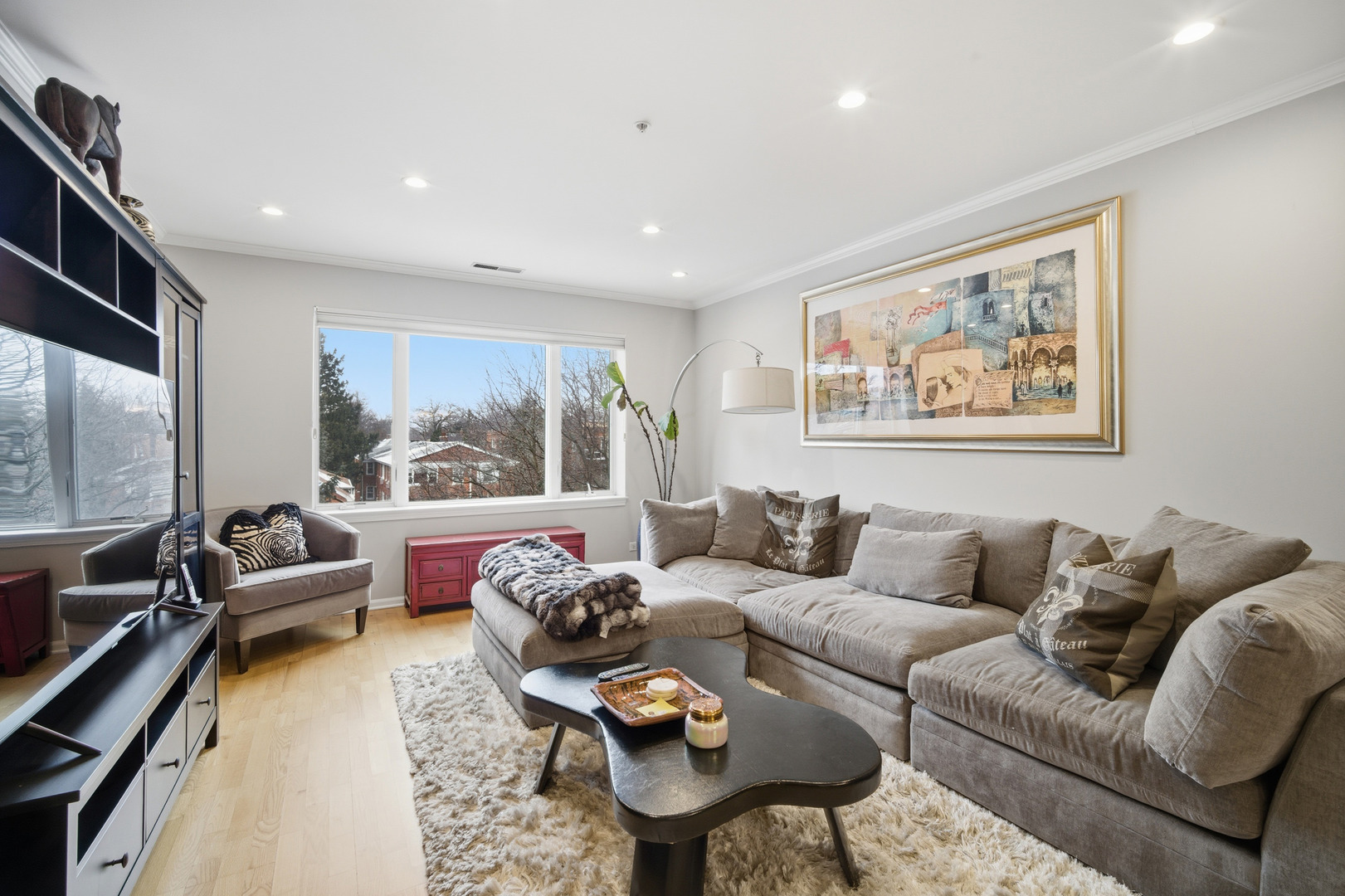 2601 CENTRAL Street Unit: 406