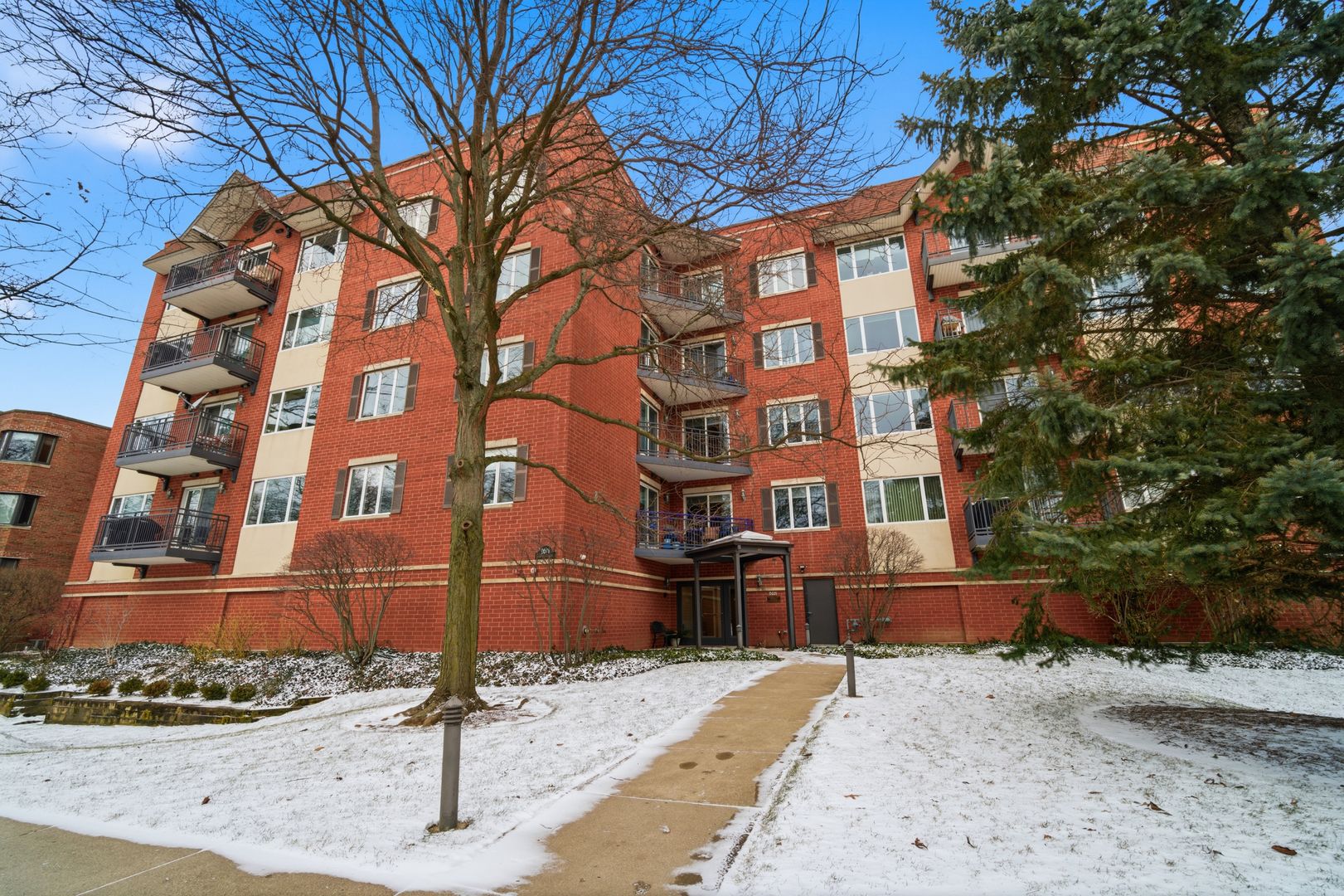 2601 CENTRAL Street Unit: 406