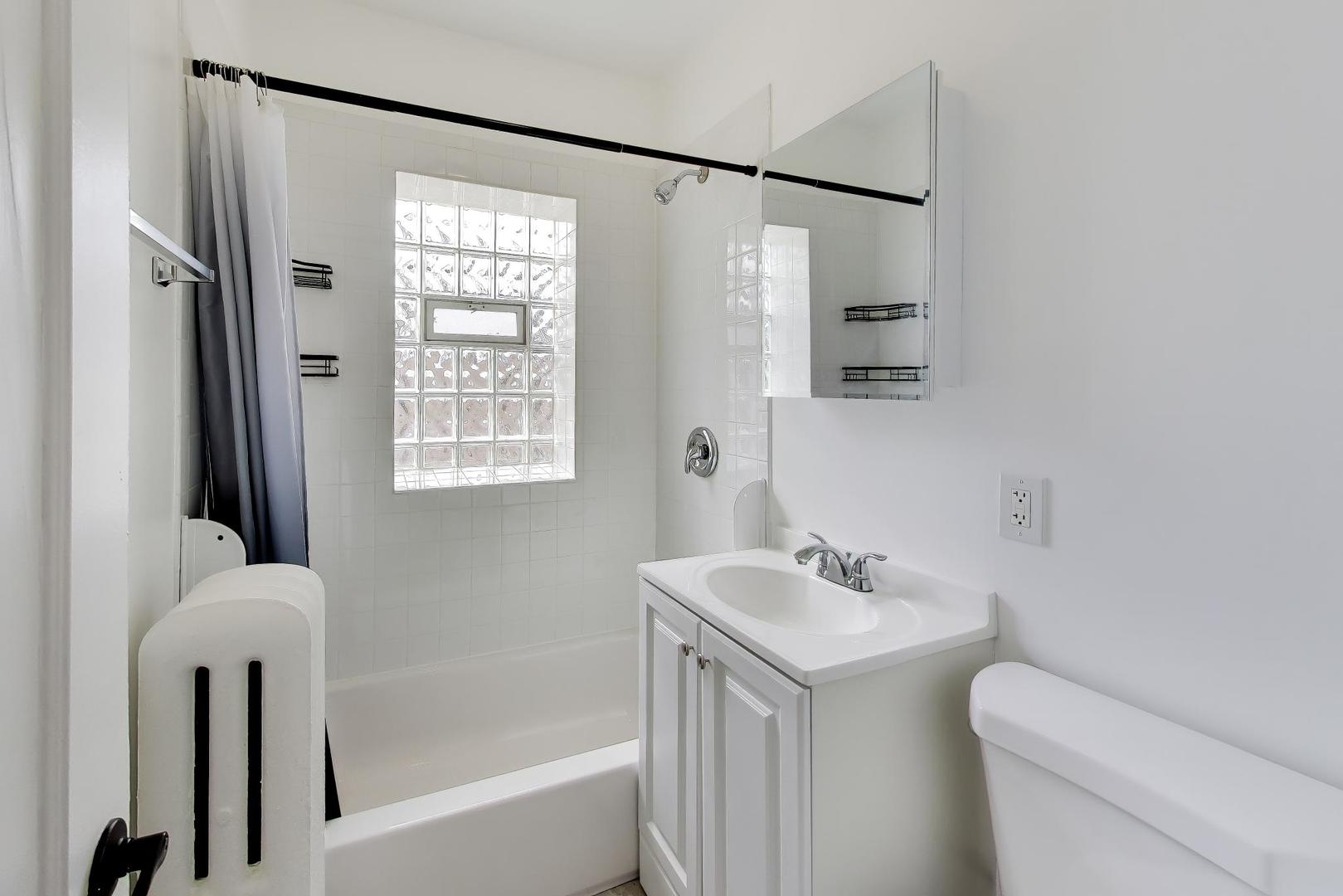 126 Clyde Avenue Unit: 2