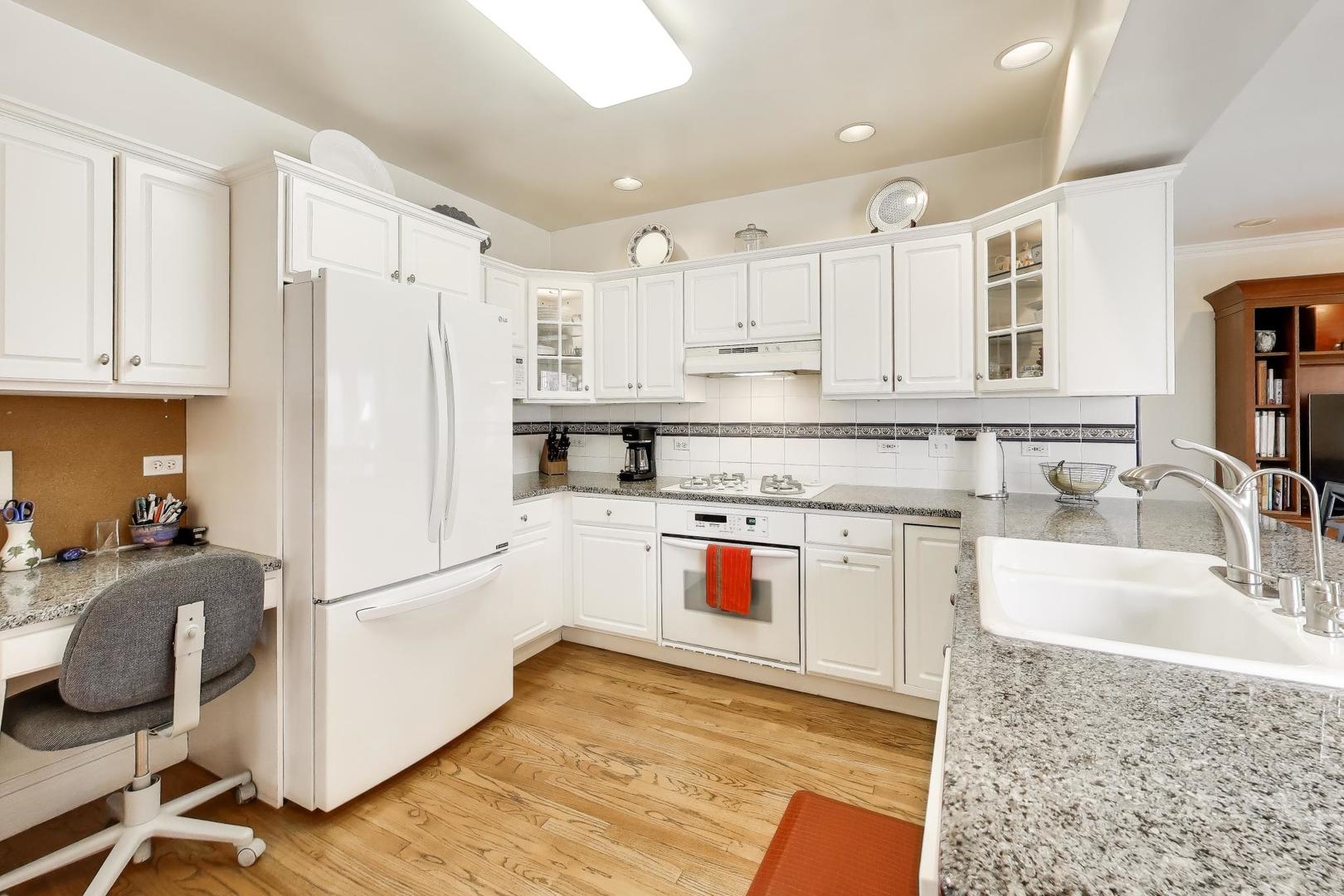 9433 Crawford Avenue