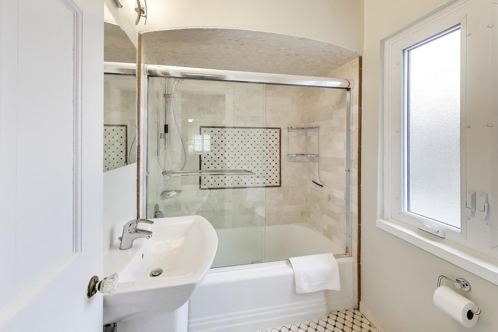 9433 Crawford Avenue