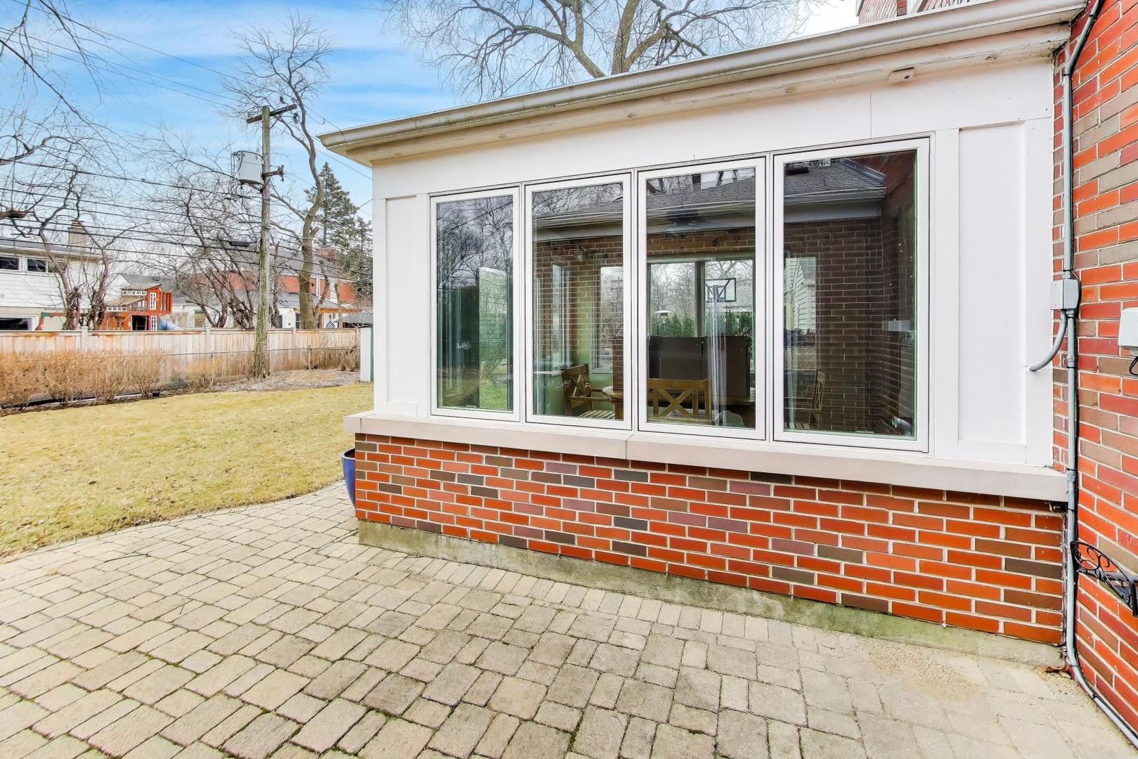 9433 Crawford Avenue