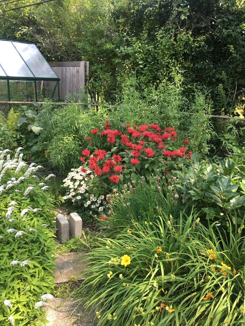 9433 Crawford Avenue