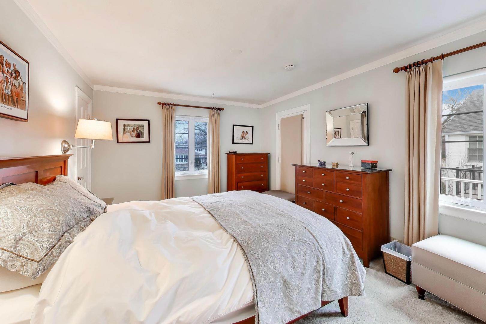 9433 Crawford Avenue