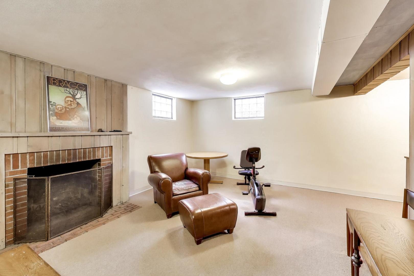 9433 Crawford Avenue