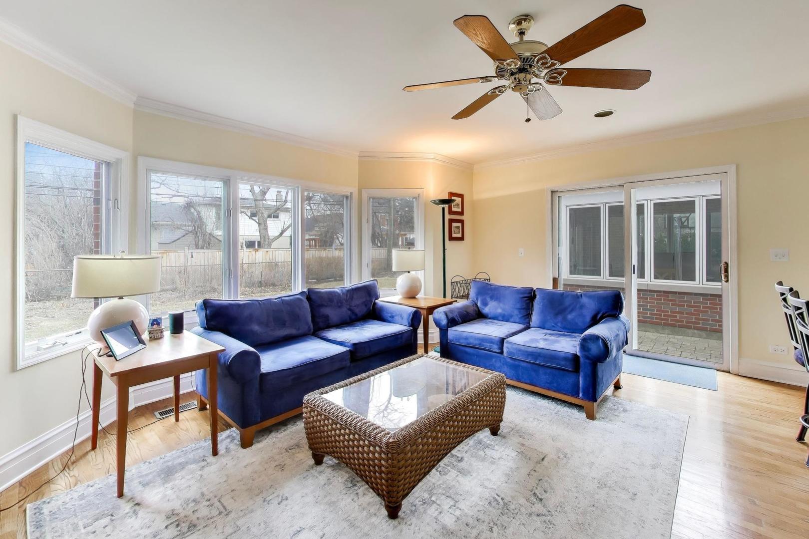 9433 Crawford Avenue