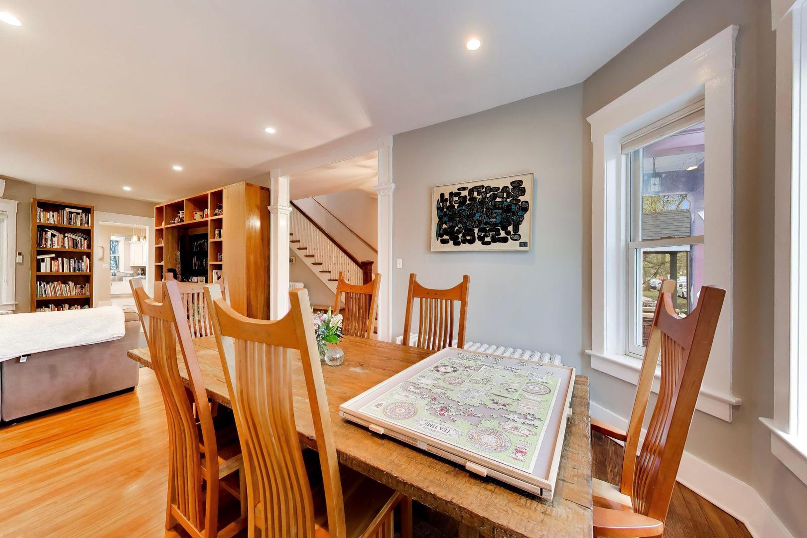 710 Washington Street