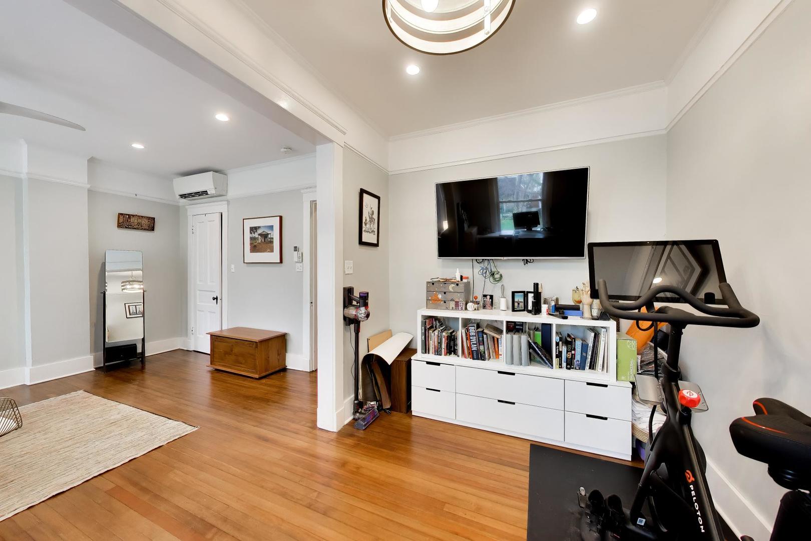 710 Washington Street