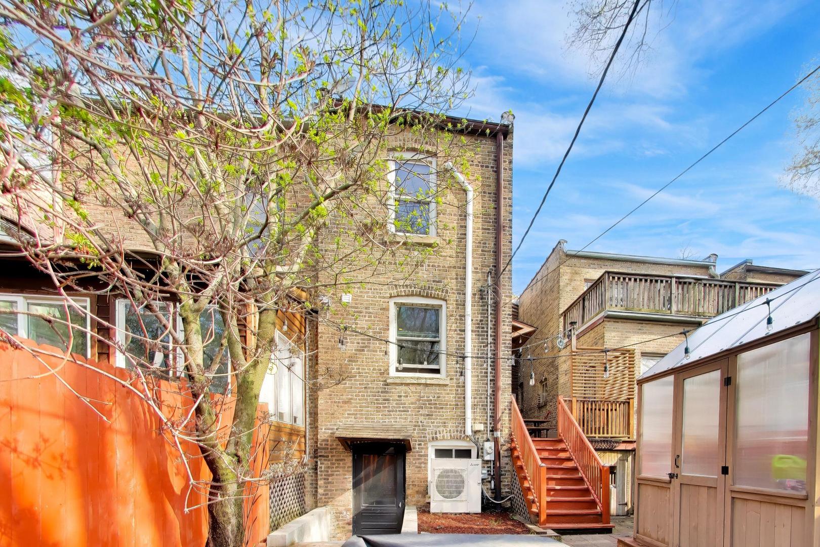 710 Washington Street