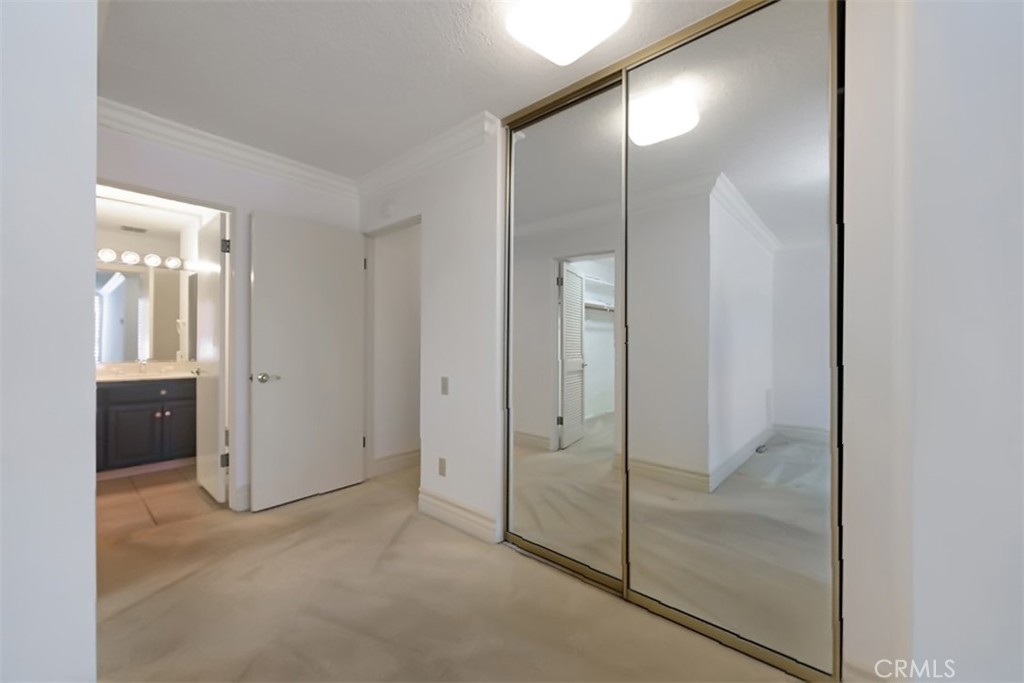 32759 Seagate Drive Unit: 204