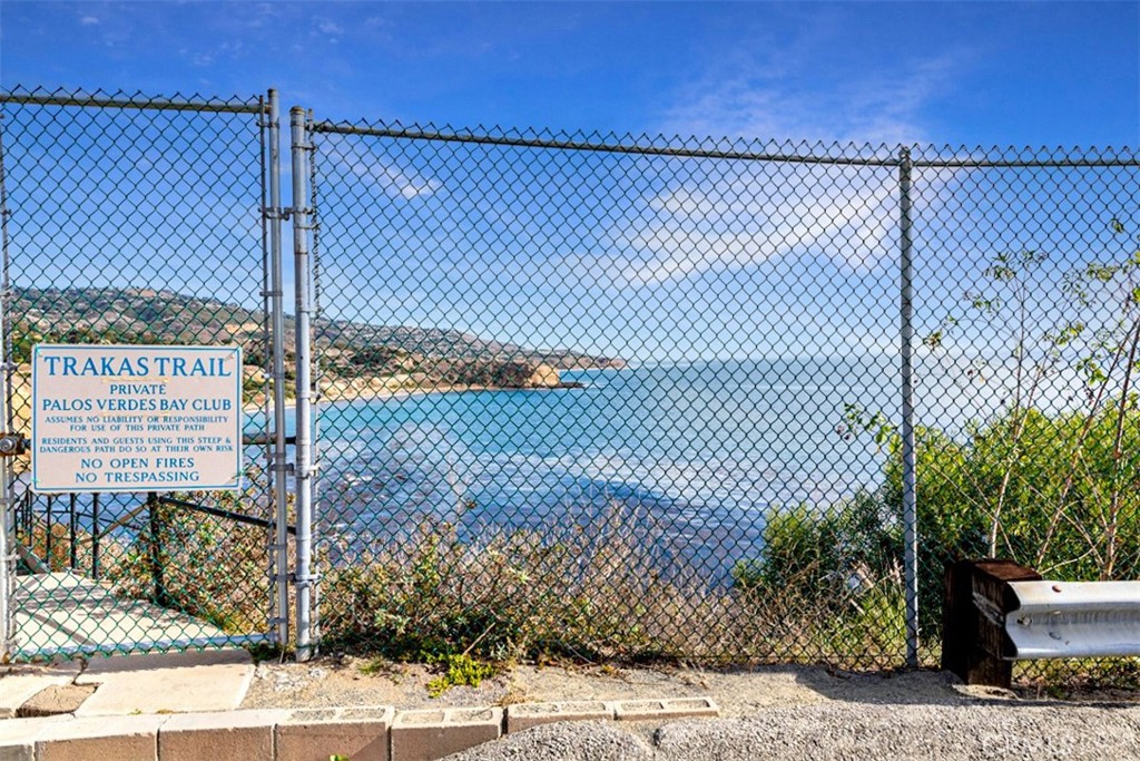 32759 Seagate Drive Unit: 204