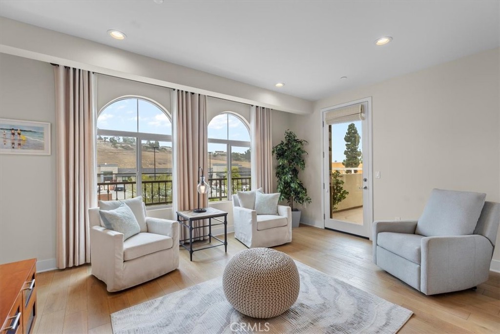 627 Deep Valley Drive 114