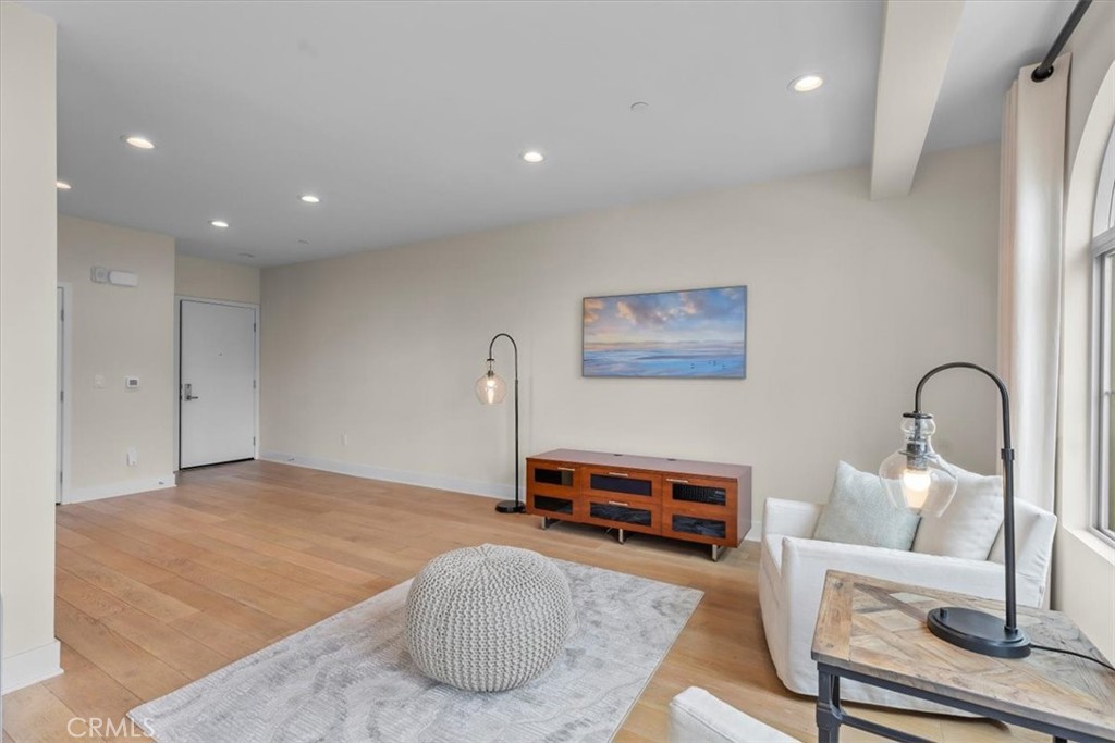 627 Deep Valley Drive 114