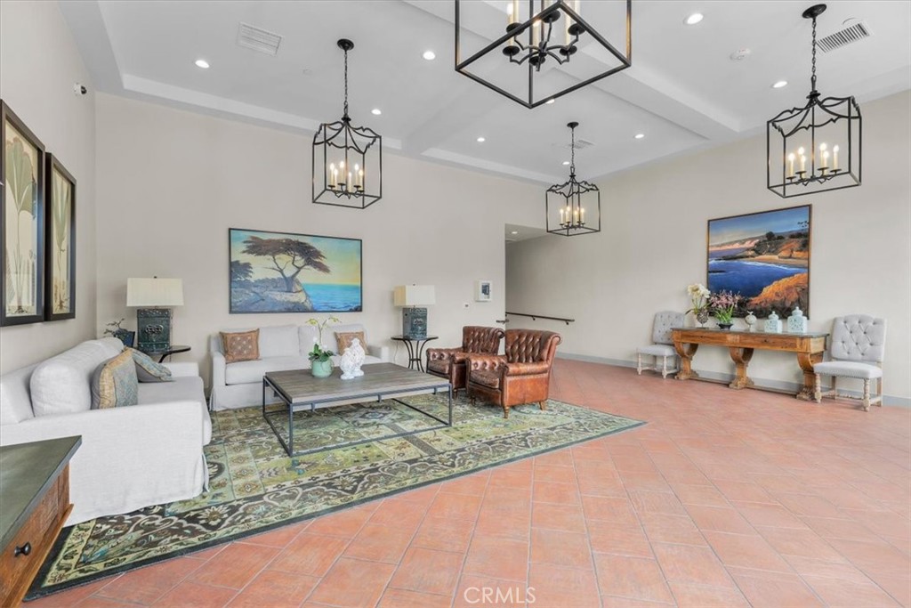 627 Deep Valley Drive 114