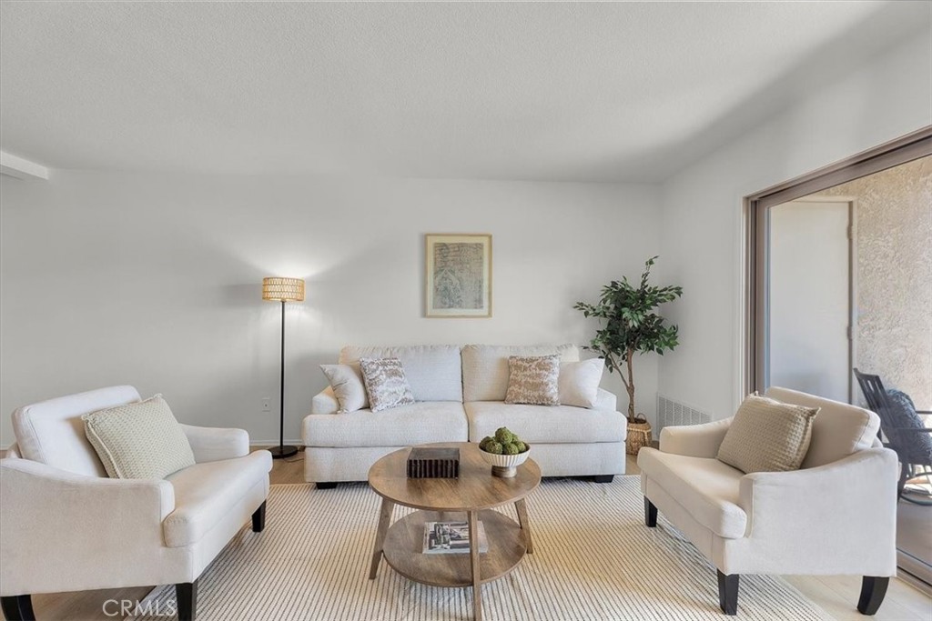 676 Shepard Street 2