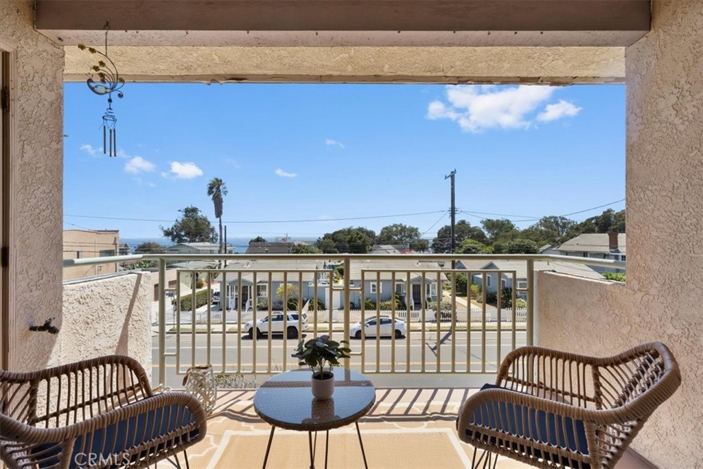 676 Shepard Street 2