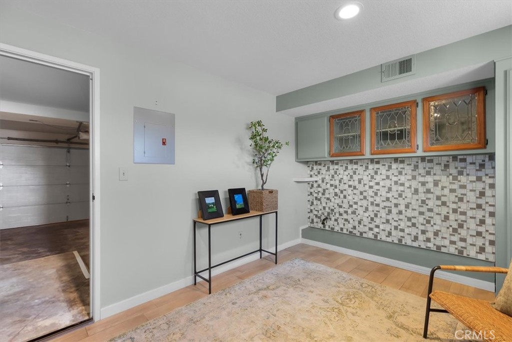 676 Shepard Street 2