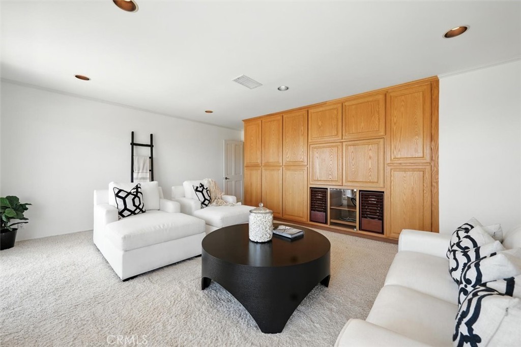4338 Cartesian Circle