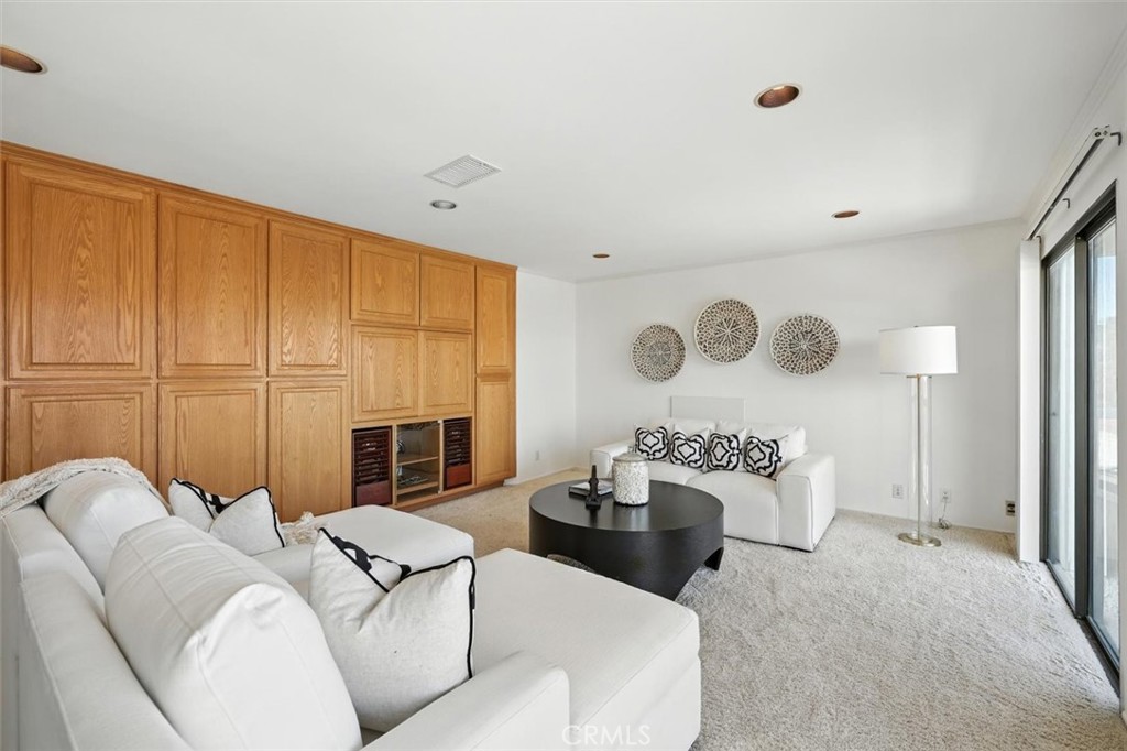 4338 Cartesian Circle