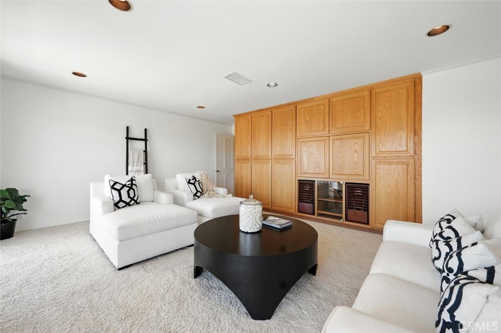 4338 Cartesian Circle