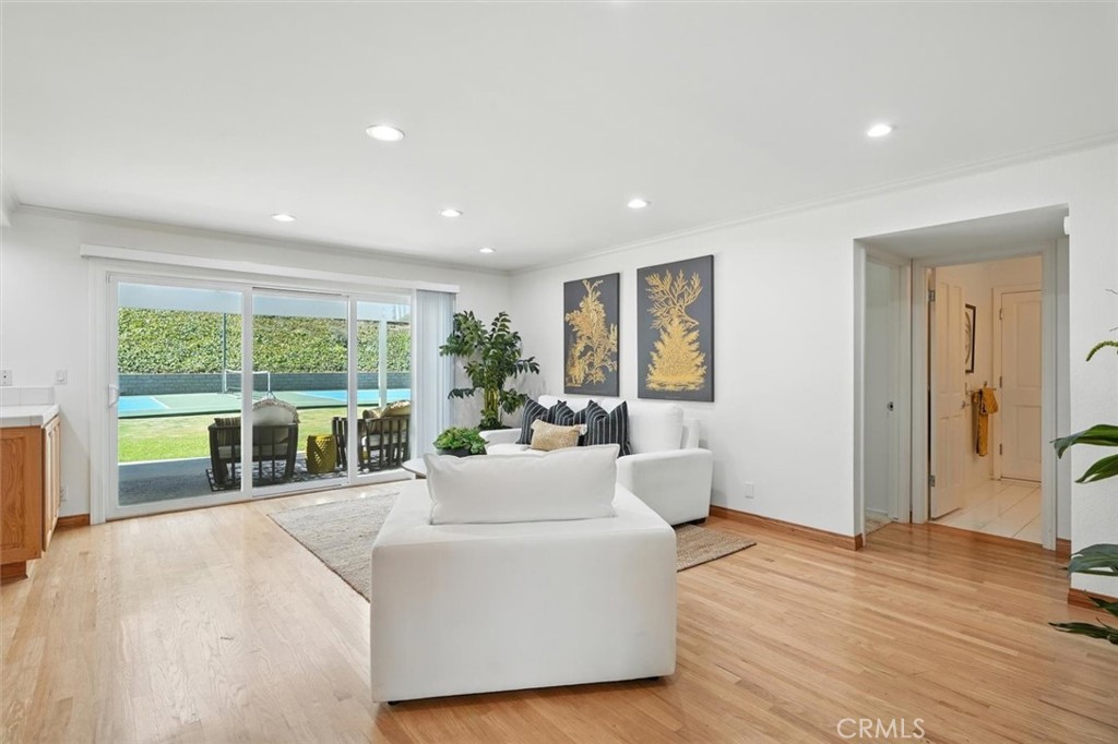 4338 Cartesian Circle