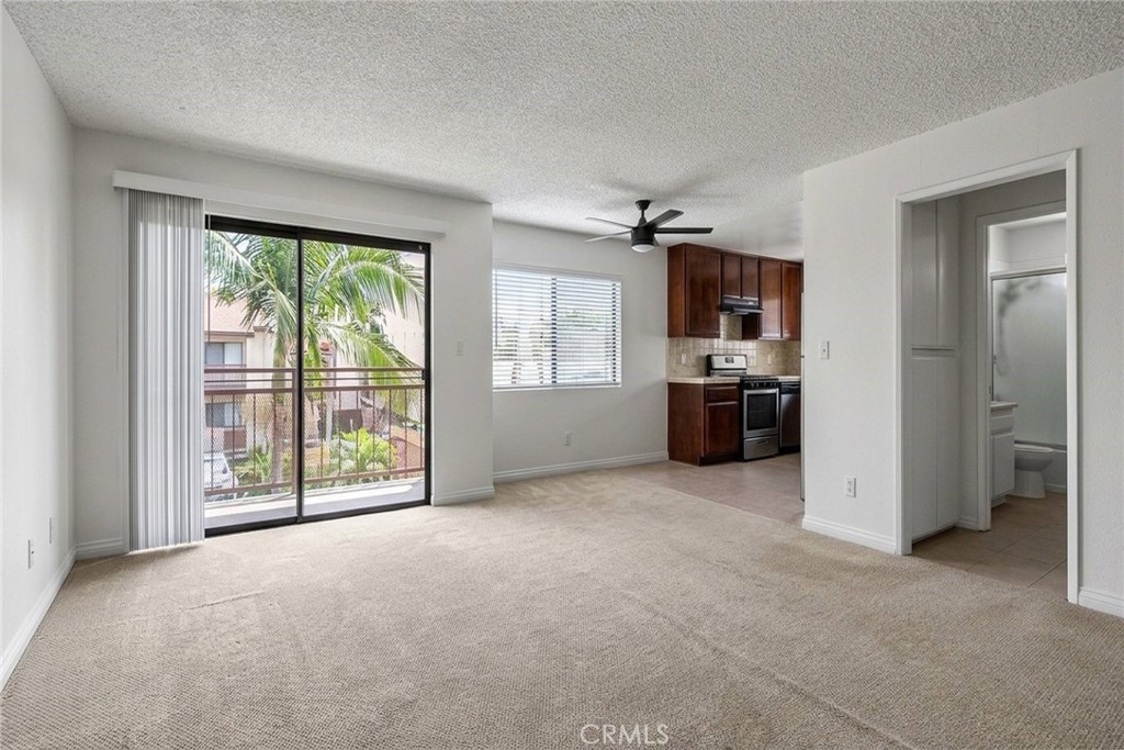 1329 W 8th